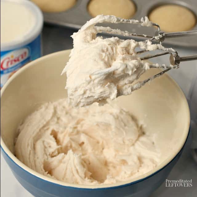 How to make Crisco frosting.